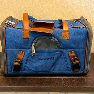 Mr Peanut blue pet carrier bag with plush pad for your fur baby